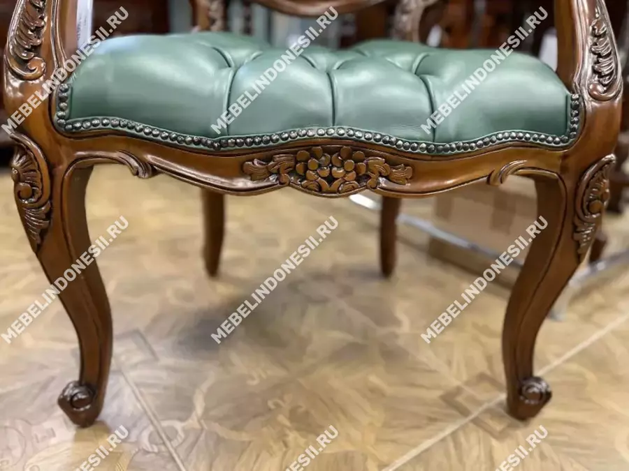 Кресло резное кожаное Green L  