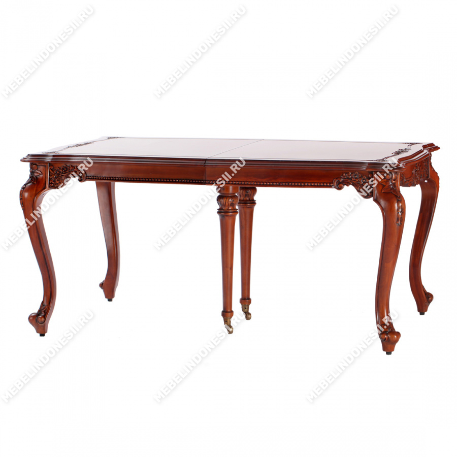 Большой обеденный стол  