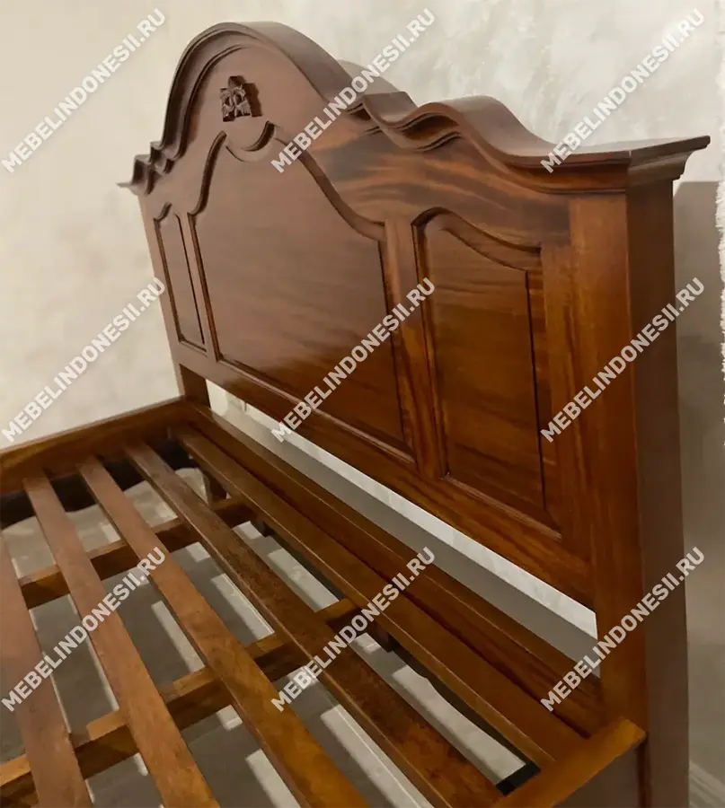 Кровать ручной работы 180х200  